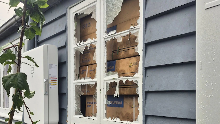 The signs to look out for as residents warned about 'disaster chasers'