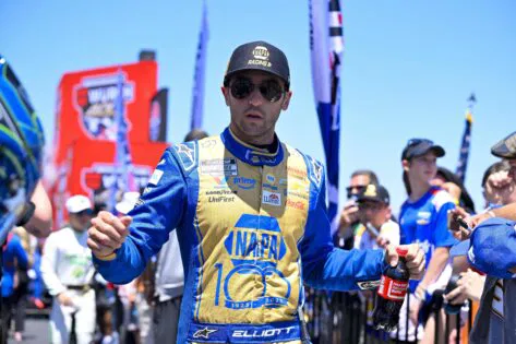 Fans Turn On Chase Elliott for Skipping NASCAR Awards Amidst 8th MPD Honor