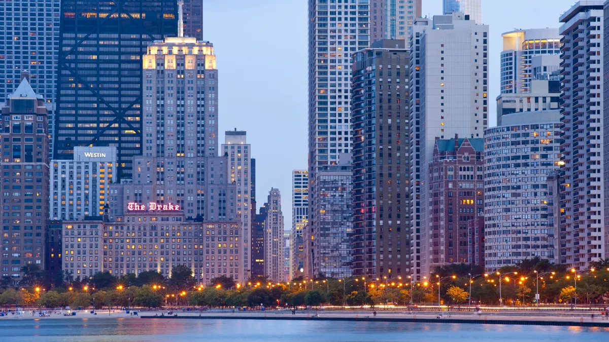 Lakefront sauna opens at Chicago’s Oak Street Beach