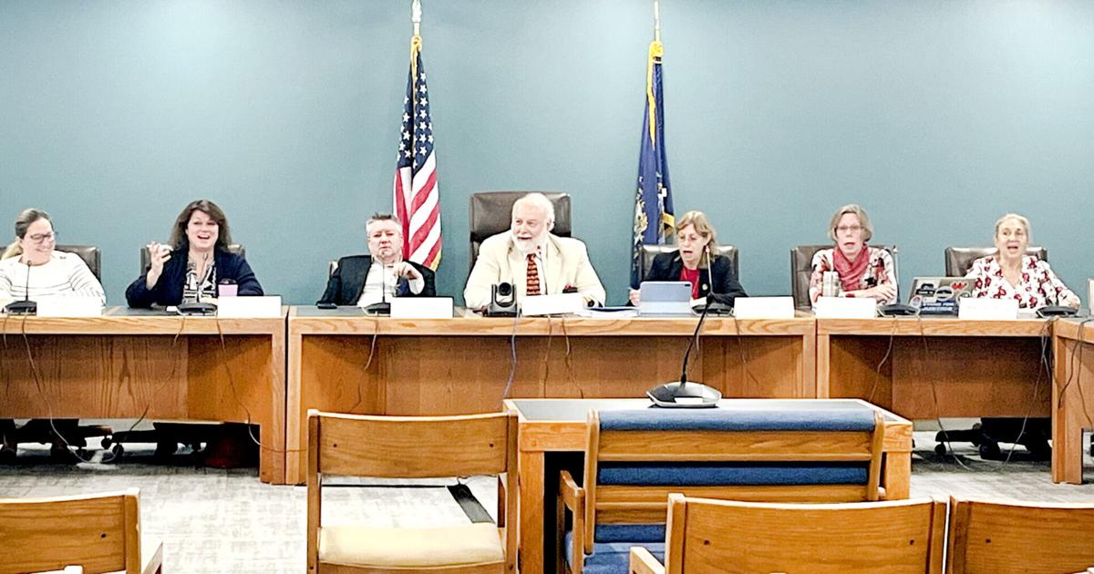 Republicans move forward on SAU consolidation effort; Democrats call for more study