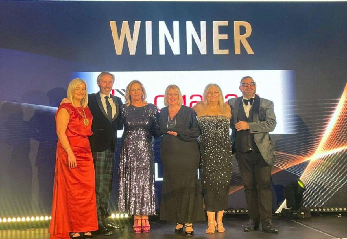 ‘Five years flying high!’ - Loganair celebrates domestic airline of the year award