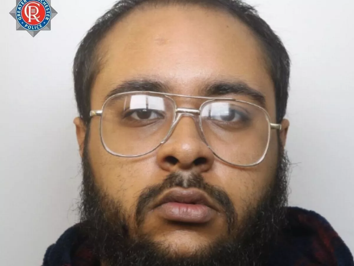 Organised crime gangs 'using evolving tactics' to get drugs and weapons into prisons