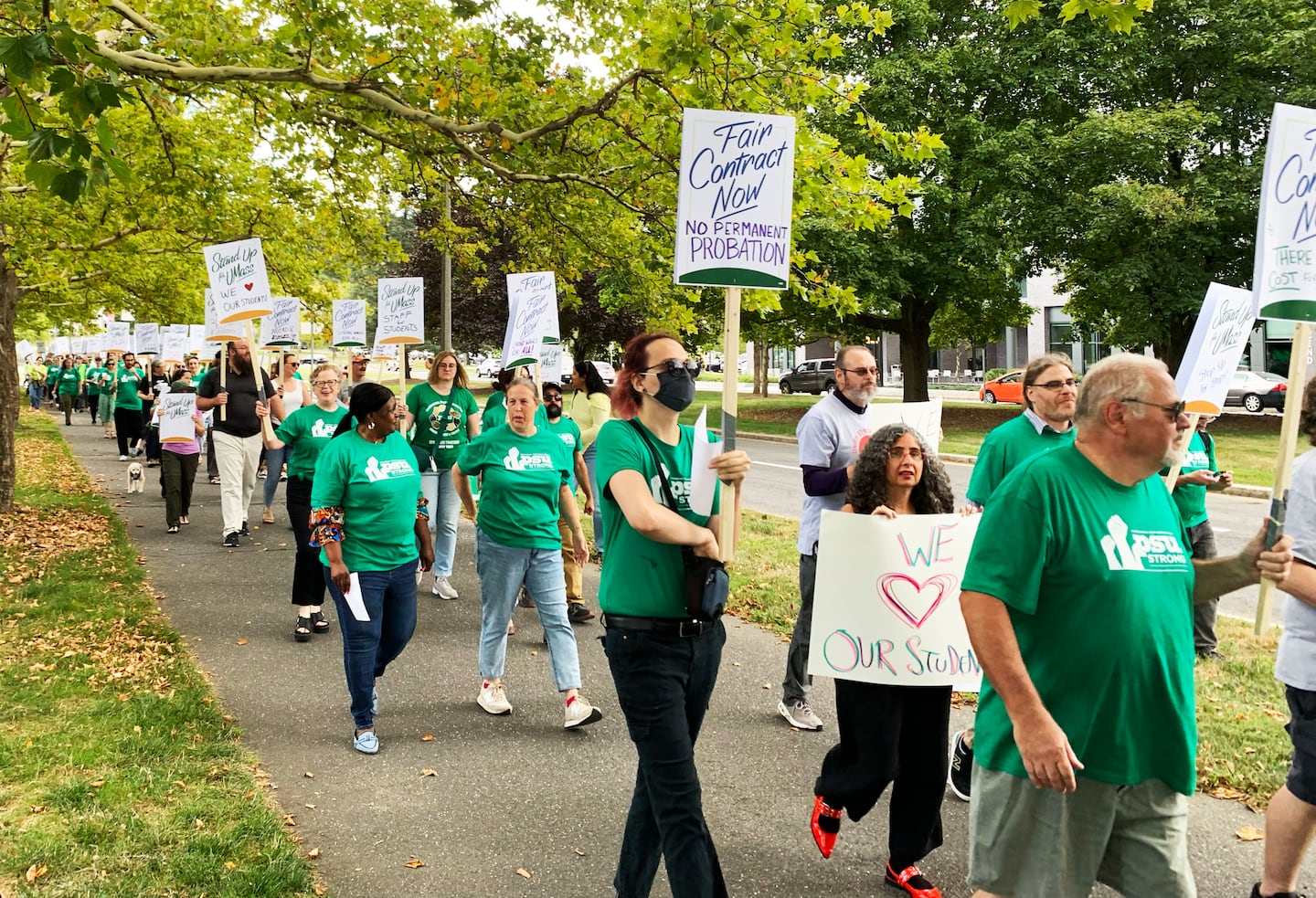 Large UMass Amherst union to vote no confidence in chancellor