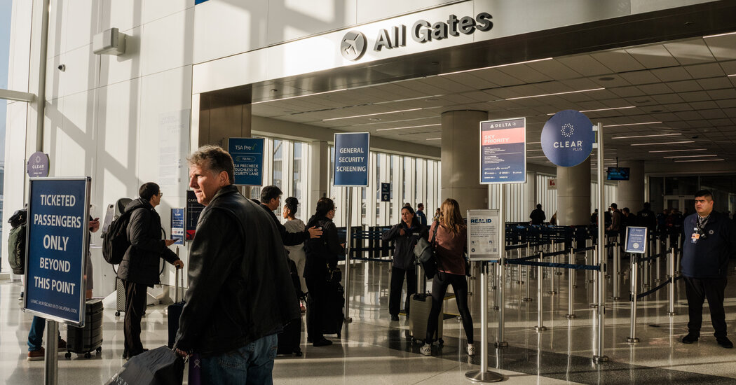 Many Travelers Escaped Major Headaches. Some Weren’t So Lucky.