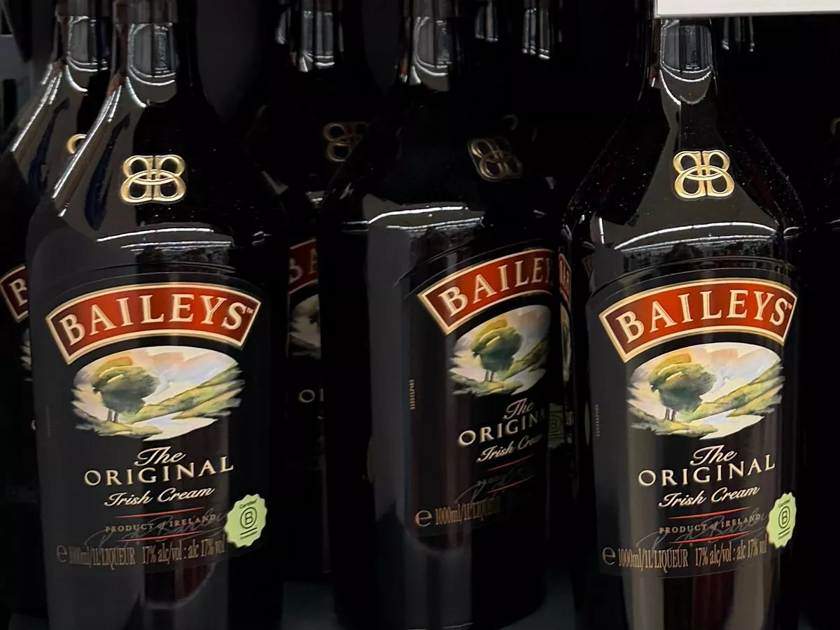 Supermarket slashes 1L bottle of Baileys to £14 ahead of Christmas