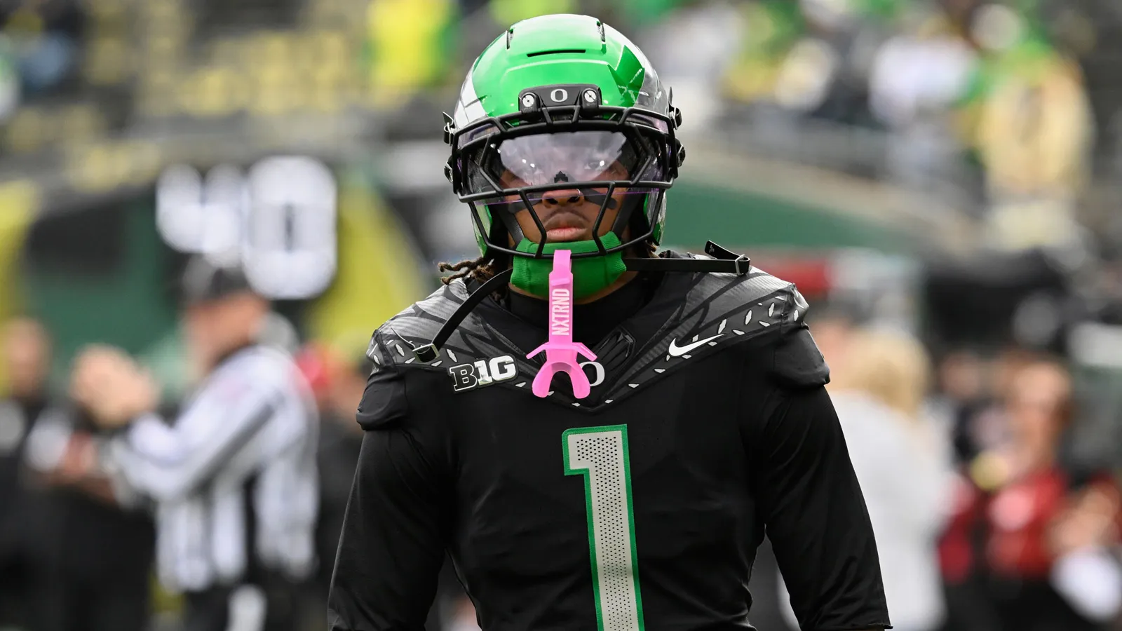 Oregon WR Dakorien Moore gets key injury update after being ruled out vs. Iowa