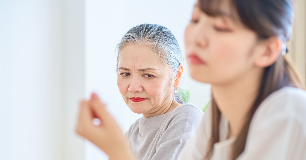 6 Mistakes Mother-in-Laws Should Avoid, Psychologist Warns