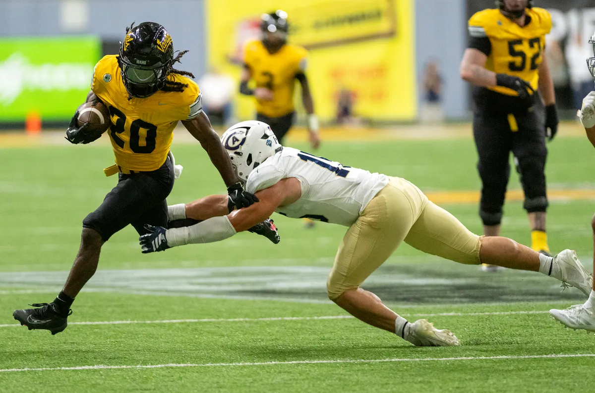 FIRST LOOK: Vandals can't keep up with No. 11 UC Davis