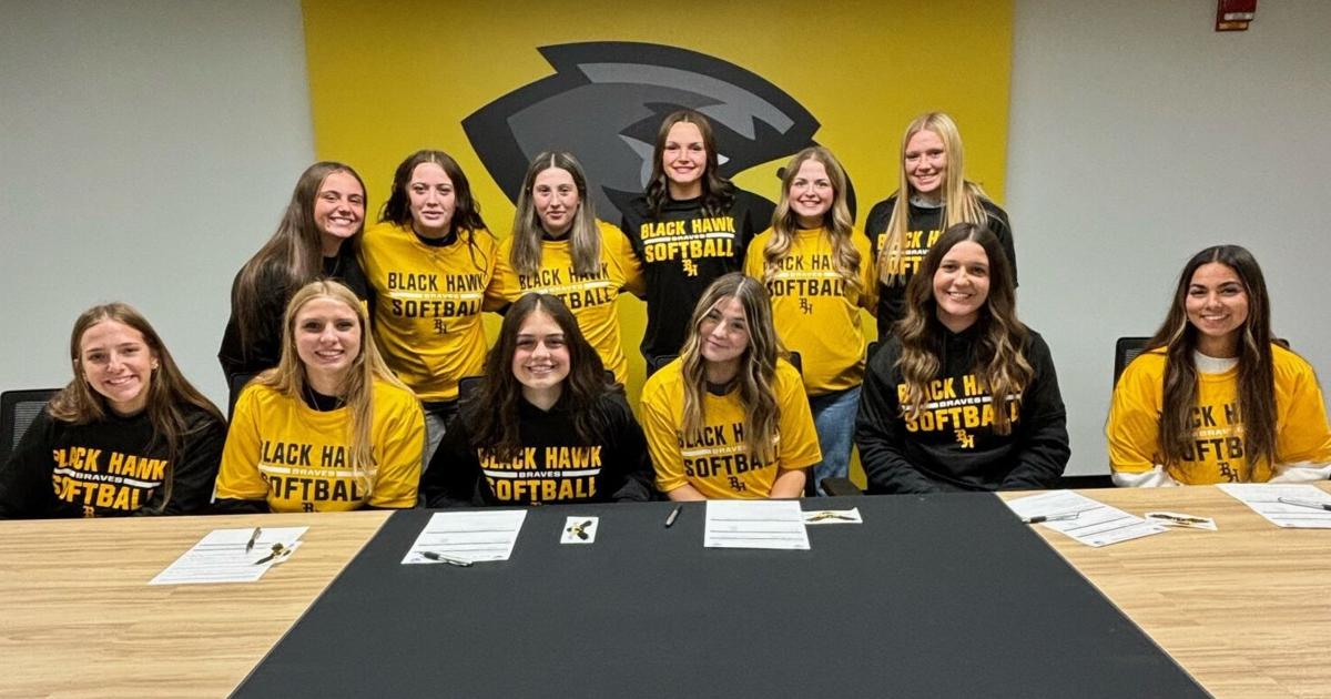 Black Hawk welcomes strong class of softball recruits