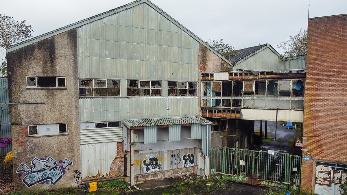 Families living in the shadow of 'Rochdale's Chernobyl' say they are plagued by urban explorers and fly-tippers taking advantage of the asbestos-ridden eyesore