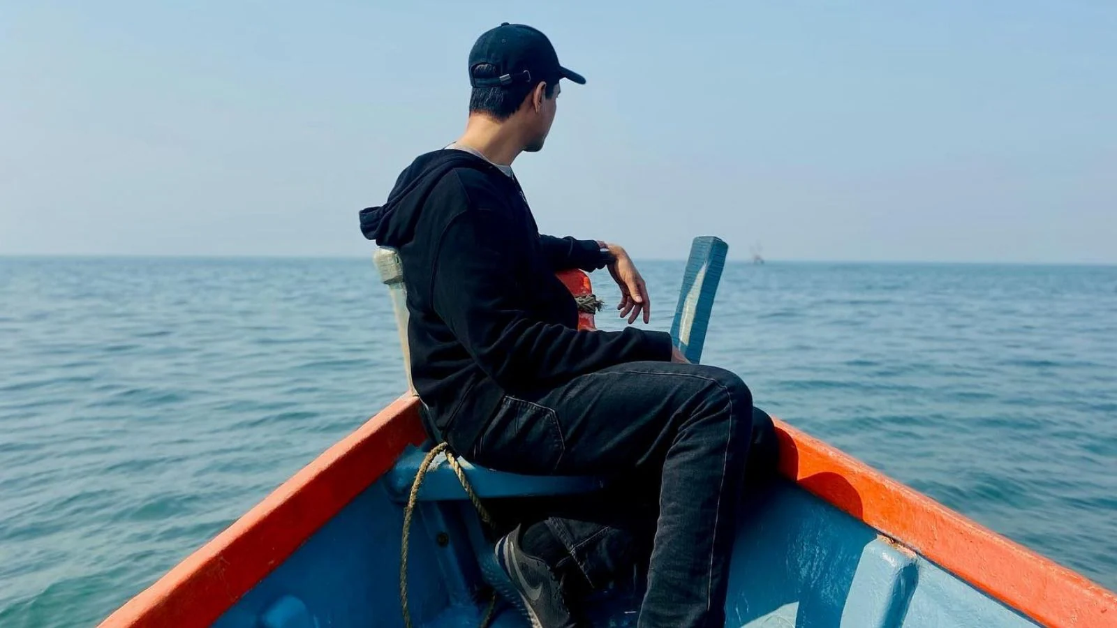 Greek Woman Falls In Love With Indian Actor, Marries Him, Then Divorce Happens. Now, They're Dating Each Other!