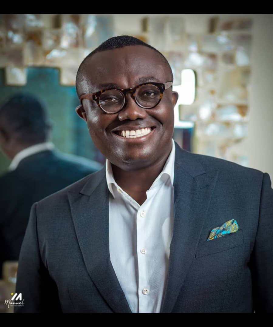 Bola Ray honoured as first inductee into The Creatives’ Space of Fame