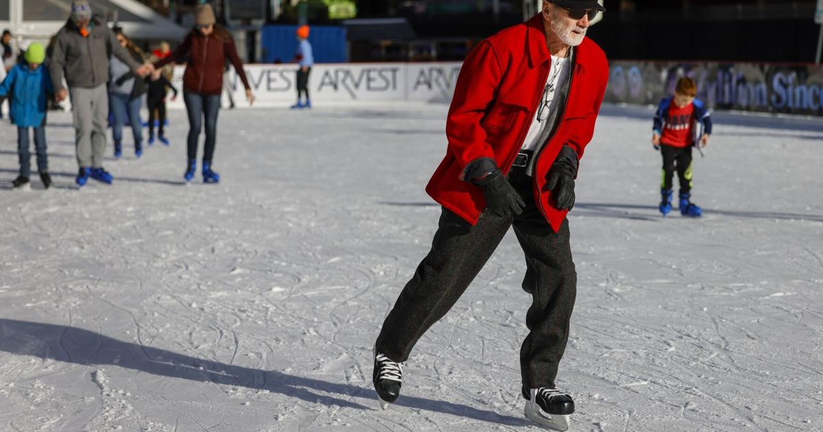 Downtown Tulsa holiday season opens with Arvest Winterfest
