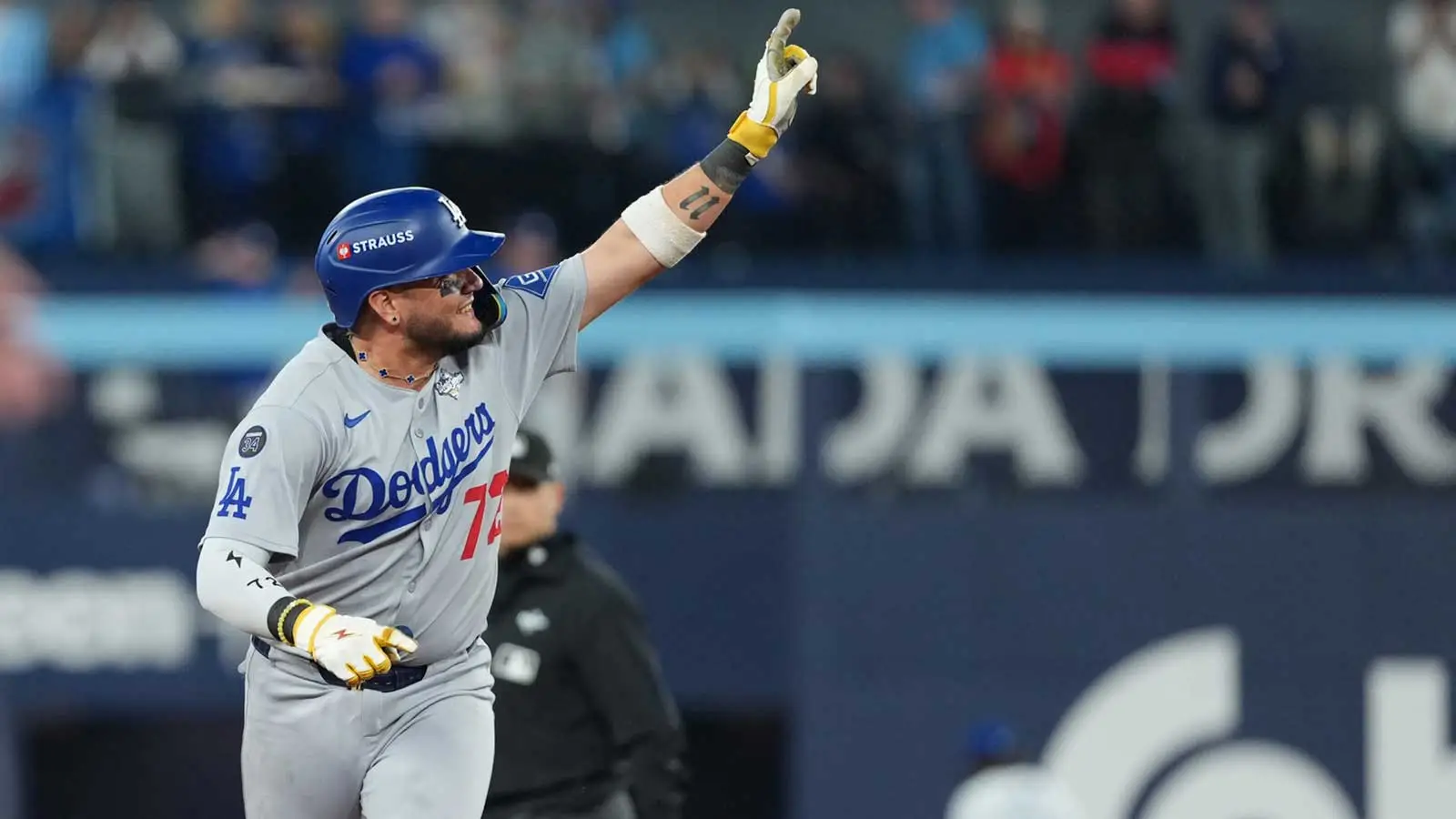 Miguel Rojas’ ‘3-peat’ goal will have Dodgers fans hyped after World Series