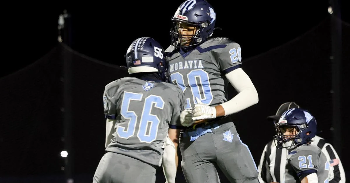 Moravia football beats Thomas A. Edison in Section IV semis