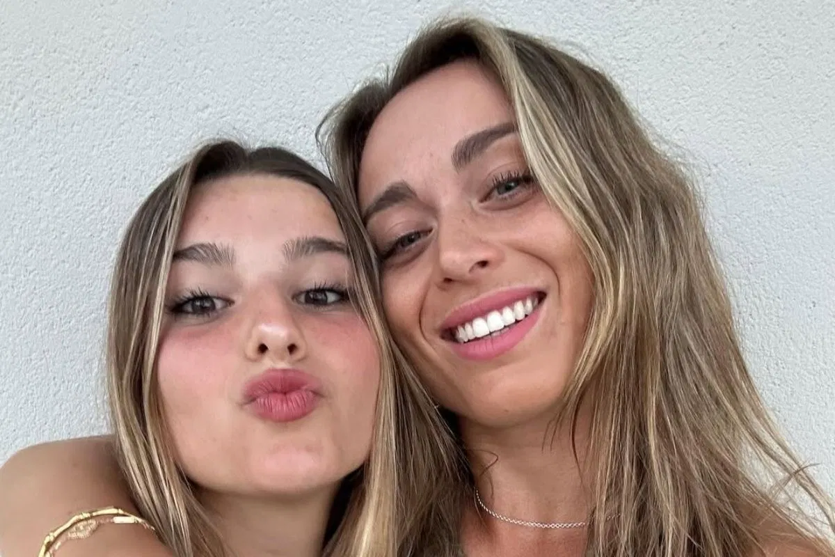 Paula Badosa reacts with sweet message to her sister Jana's new dreamy photo drop