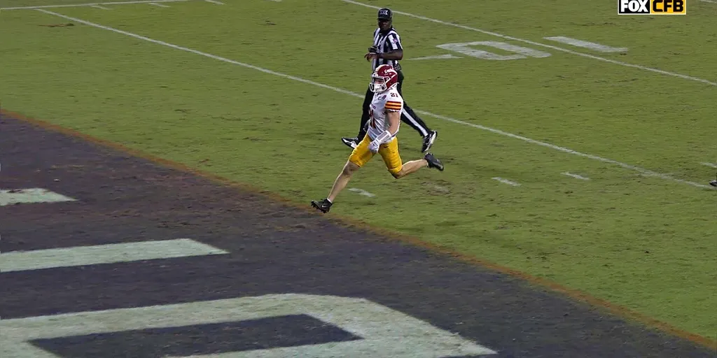 Aiden Flora returns punt 79 yards for TD, giving Iowa State lead over TCU