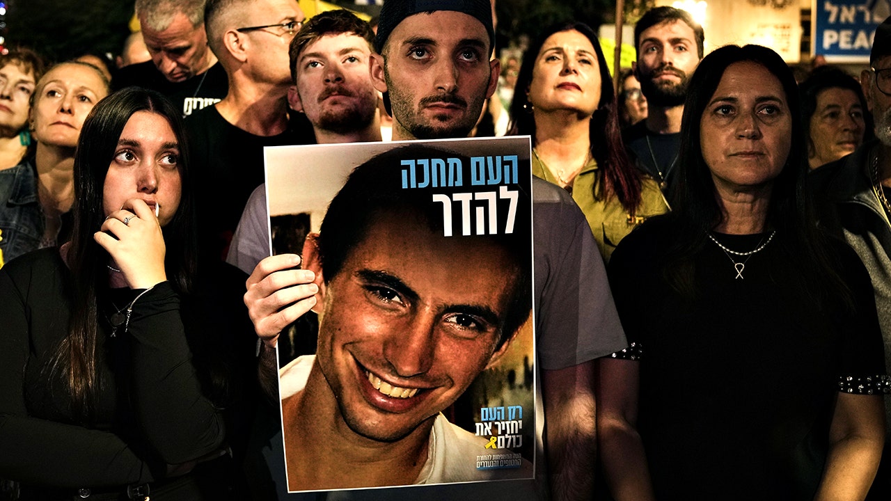 Hamas returns Israeli soldier Hadar Goldin's remains after more than 4,000 days