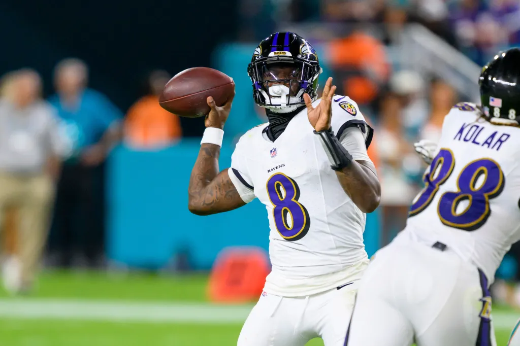 Pioneer Press staff picks on Vikings-Ravens