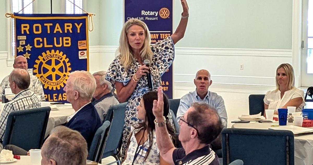 Huggins work as superintendent deserves a contract extension