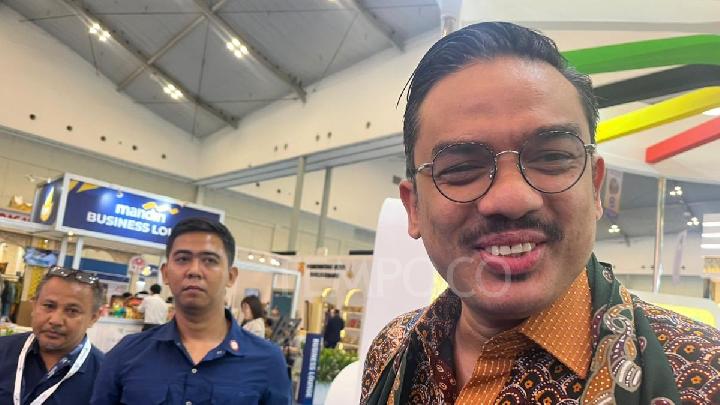 Indonesian Minister Champions Local Goods Amid Thrifting Craze: "Local Pride!"