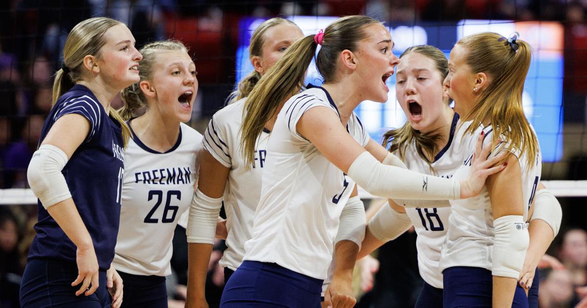 Freeman wins the Class C-2 state volleyball championship