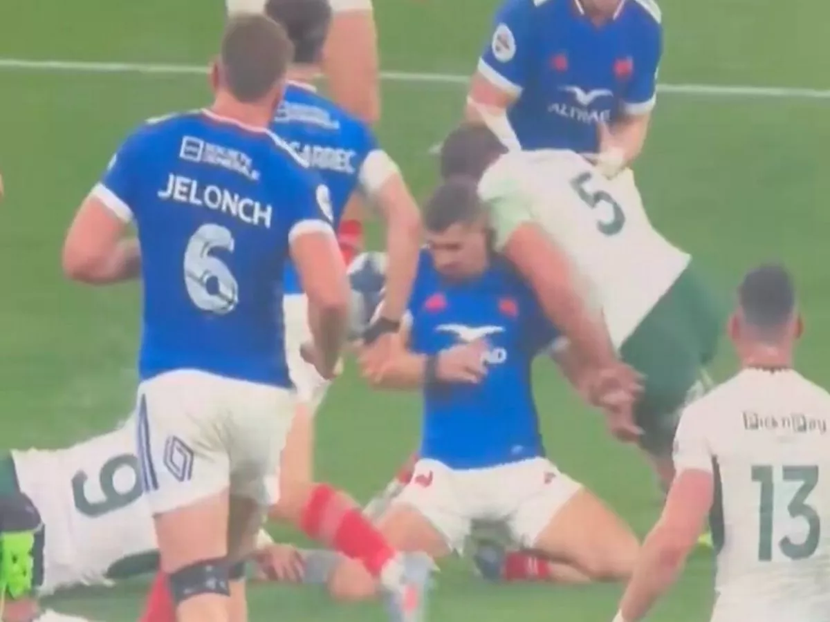 Springboks red card incident sparks big reaction as Siya Kolisi's actions speak volumes