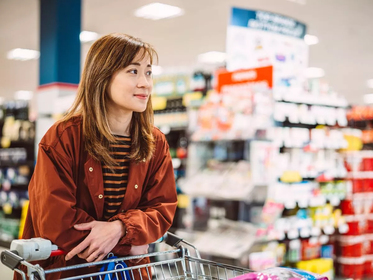 B&M 'calming' £10 bedside lamp 'just like' £128 'beautiful' high-end brand