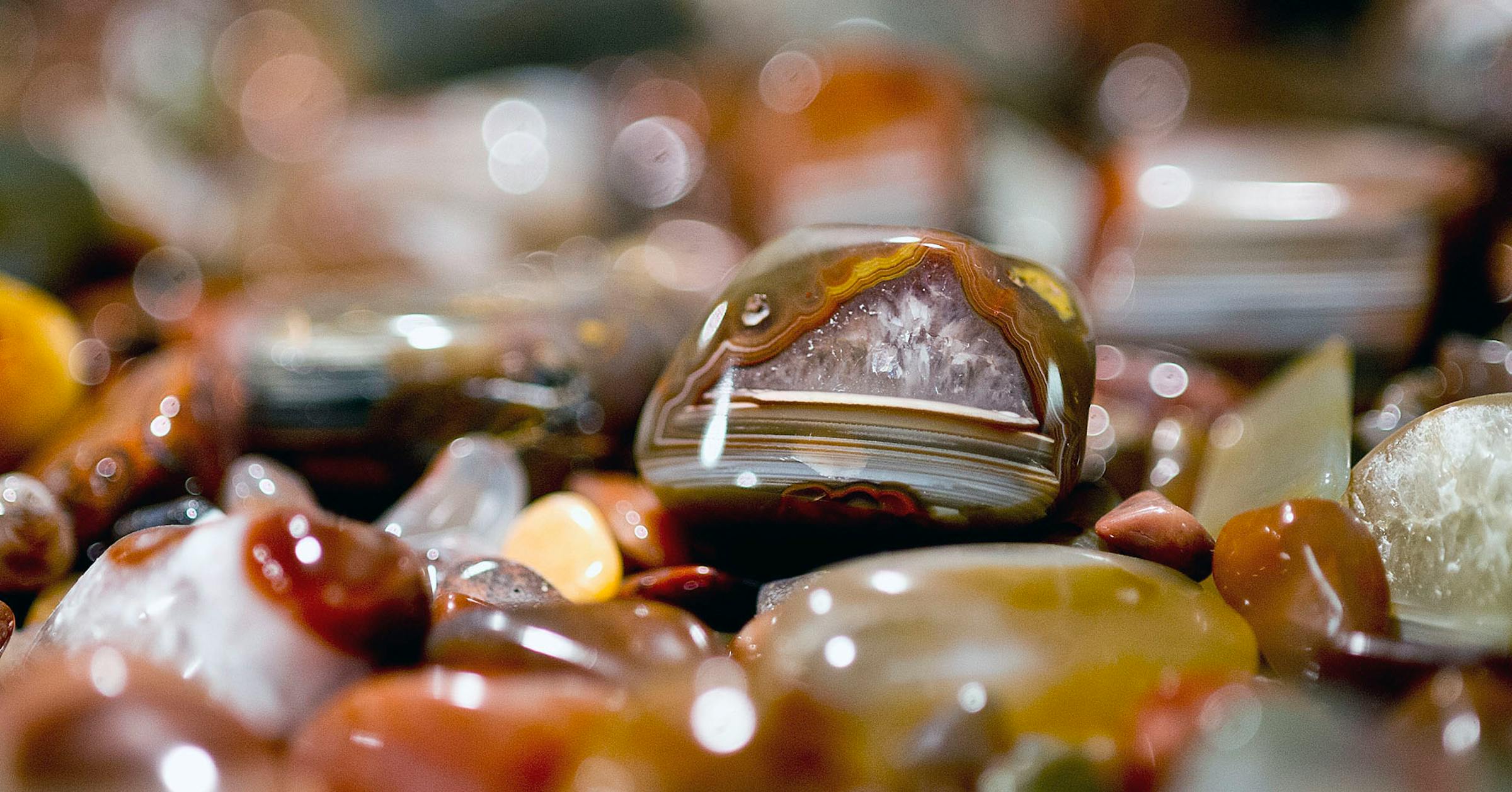 Unleash the rockhounds. November is agate season in Minnesota