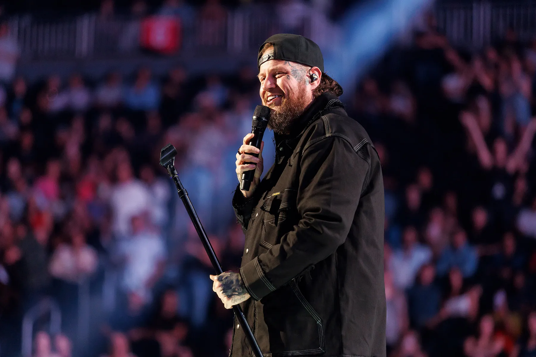 Jelly Roll Says Louis Vuitton Store in Sydney ‘Legitimately Just Treated Us Like We Were Finna Rob That Place’