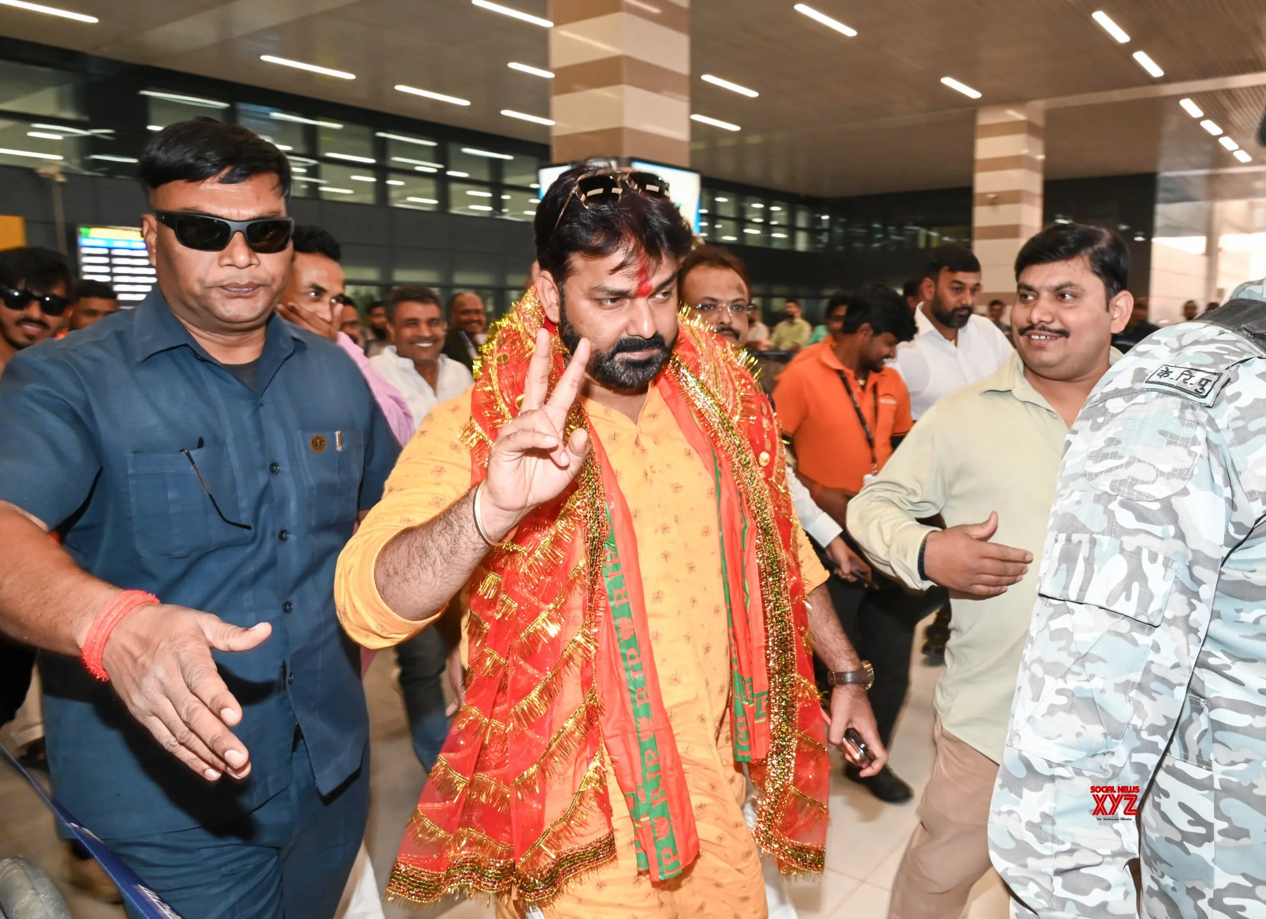 Patna: Pawan Singh Returns After Election Campaigning #Gallery