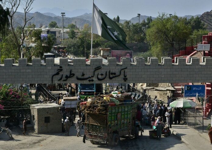 Comment on Trade and travel suffer as Torkham border closure enters seventh day by Nevelanobot Betrung