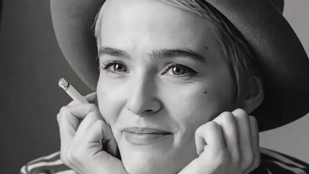 Zoey Deutch on Nouvelle Vague, Netflix Bloopers, & Truman Show Remake