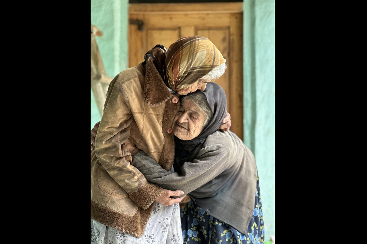 Iranian Documentary “Two Sisters” shines in Japan