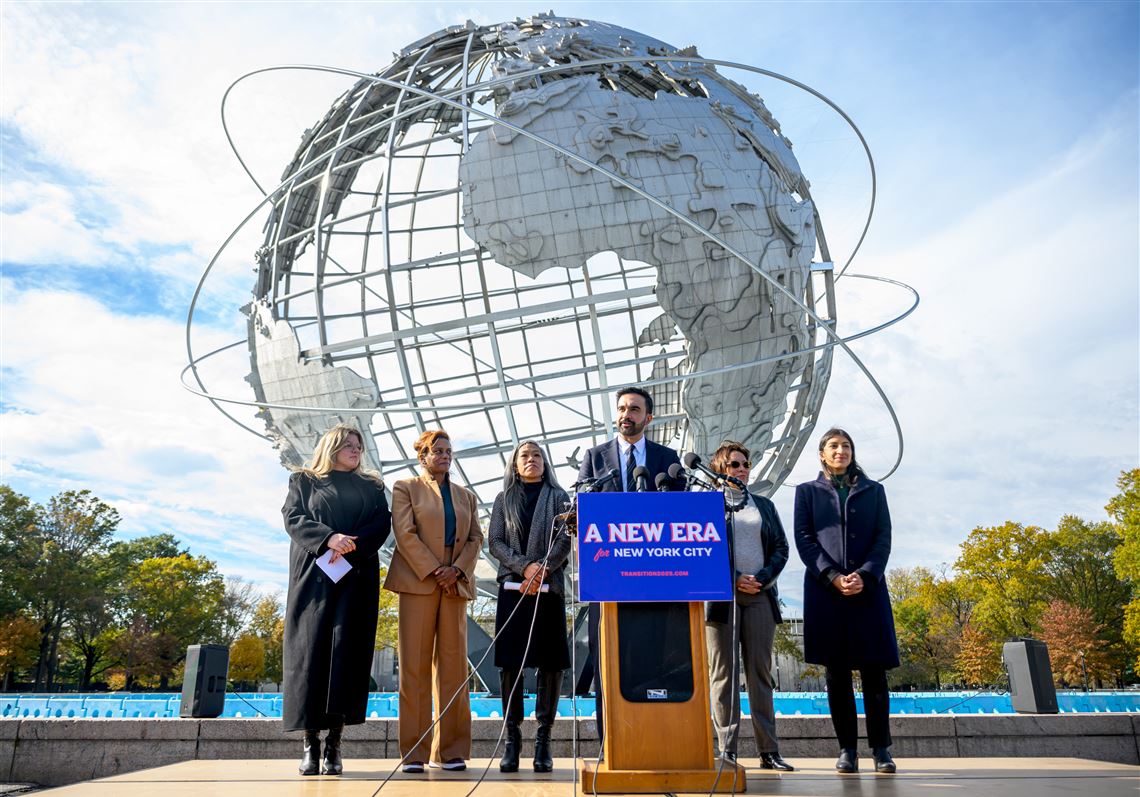 After strong election, Democrats now face battle over who defines party