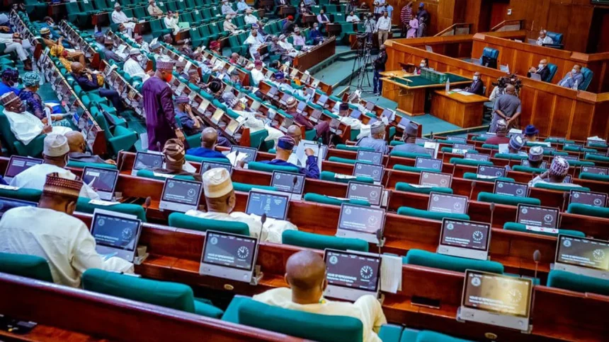Reps Hold Another Executive Session Amid Contractors’ Protest