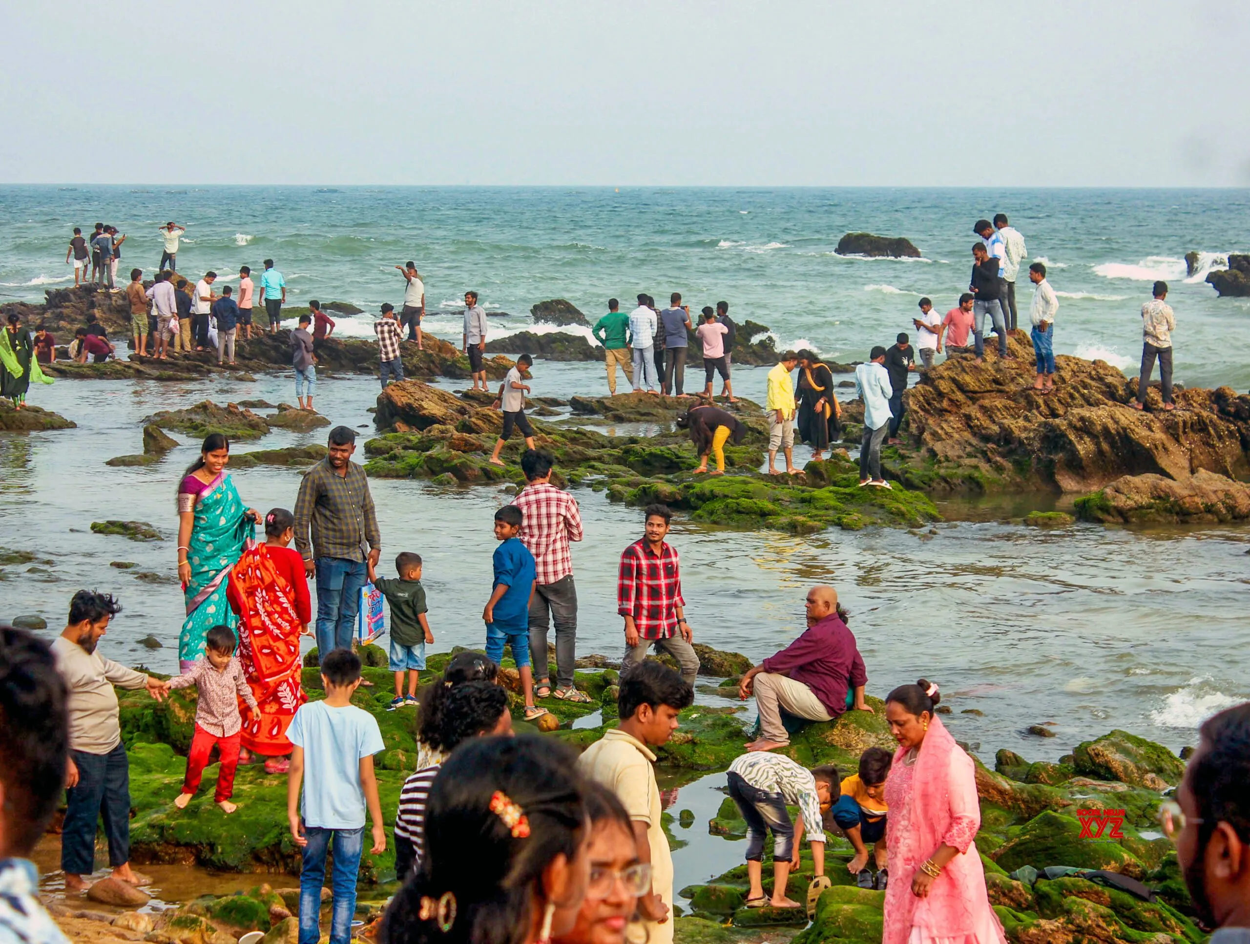 Visitors Enjoy Low Tide at RK Beach #Gallery
