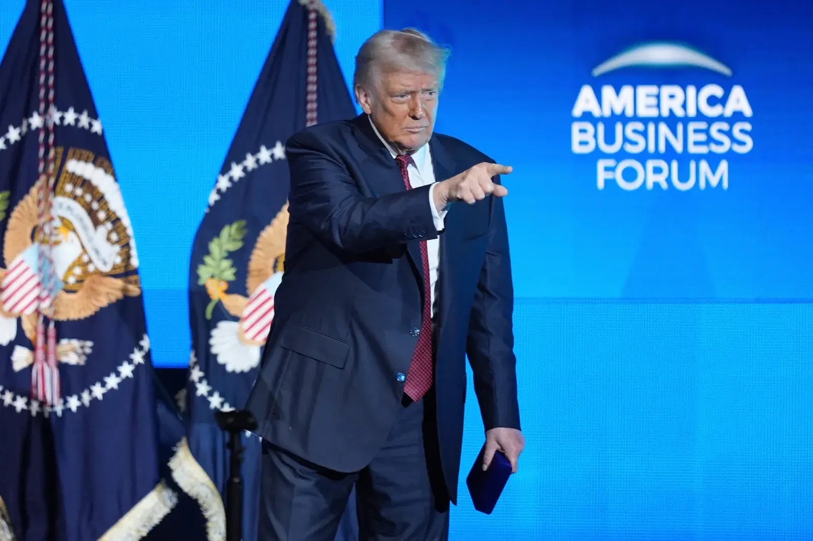 Donald Trump Walks Back Funding Cuts to NYC Over Zohran Mamdani&#039;s Win