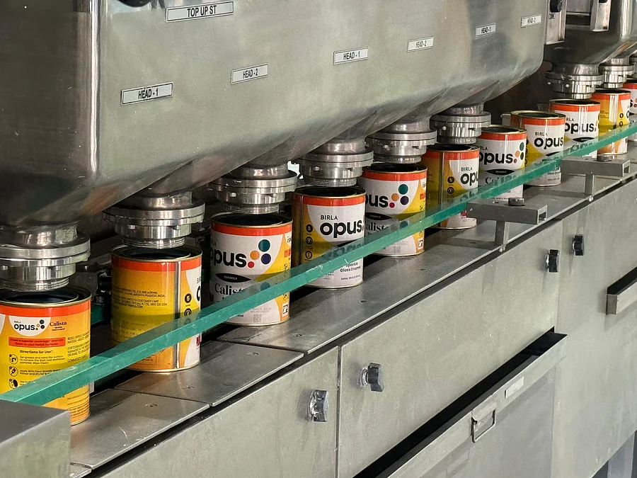 Grasim Industries: Citi Hikes Price Target Despite Exit Of Birla Opus CEO