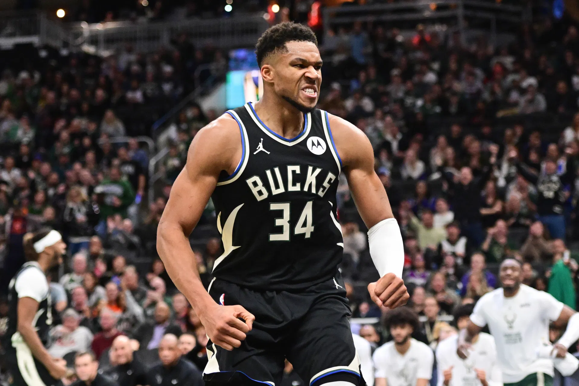 Milwaukee Bucks Injury Update: Major Giannis Antetokounmpo Concern Resurfaces With 3 Players Out vs. Rockets (Nov. 9)