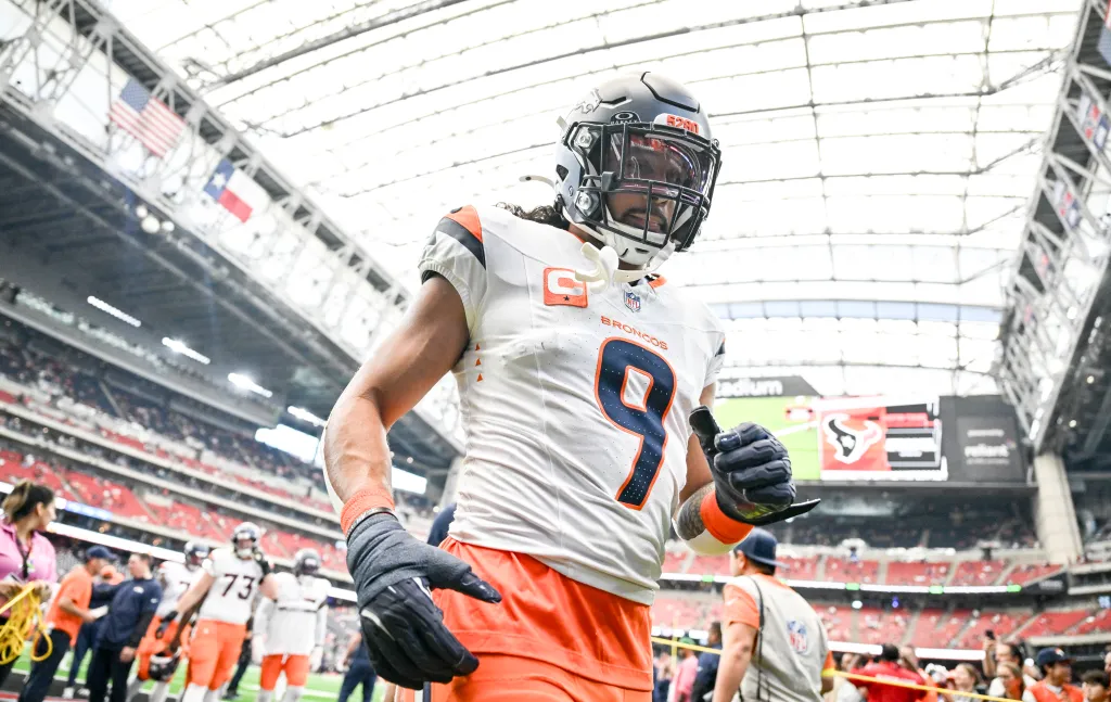 Broncos' Talanoa Hufanga playing like All-Pro again in 1st Denver year