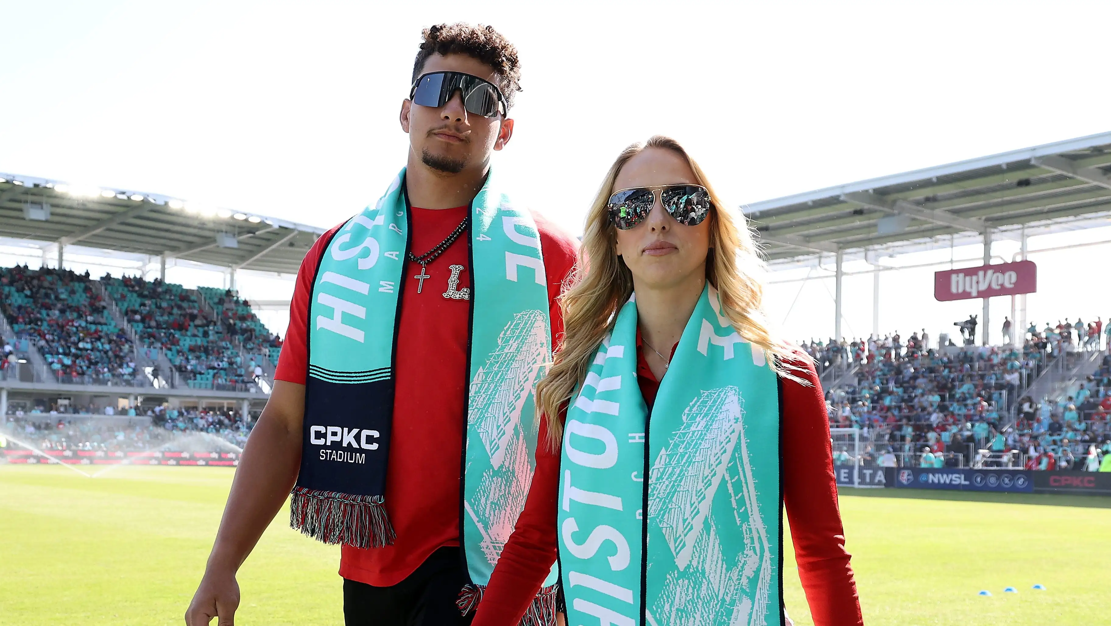 Patrick Mahomes, Wife Brittany Get Concerning News