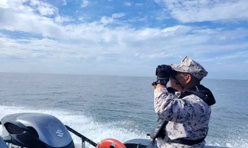 Migrant vessel sinks off Malaysia-Thailand border, hundreds missing