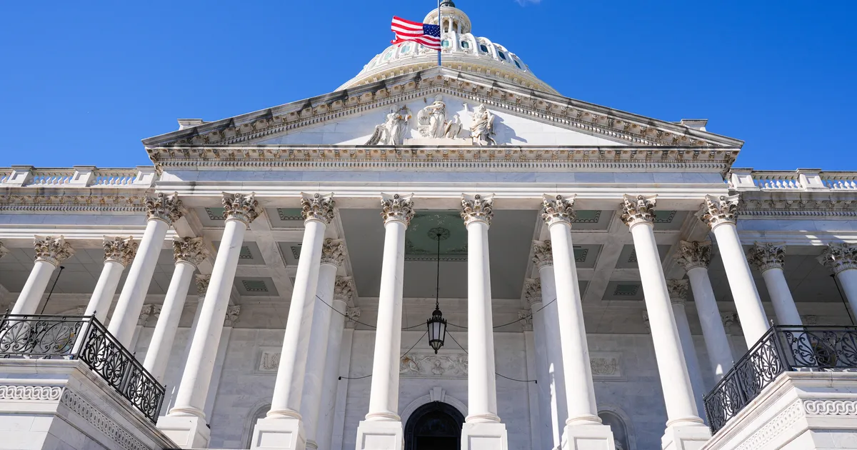 Weekend Session Gets Off To Slow Start In Senate As Lawmakers Look For A Way Out Of Shutdown