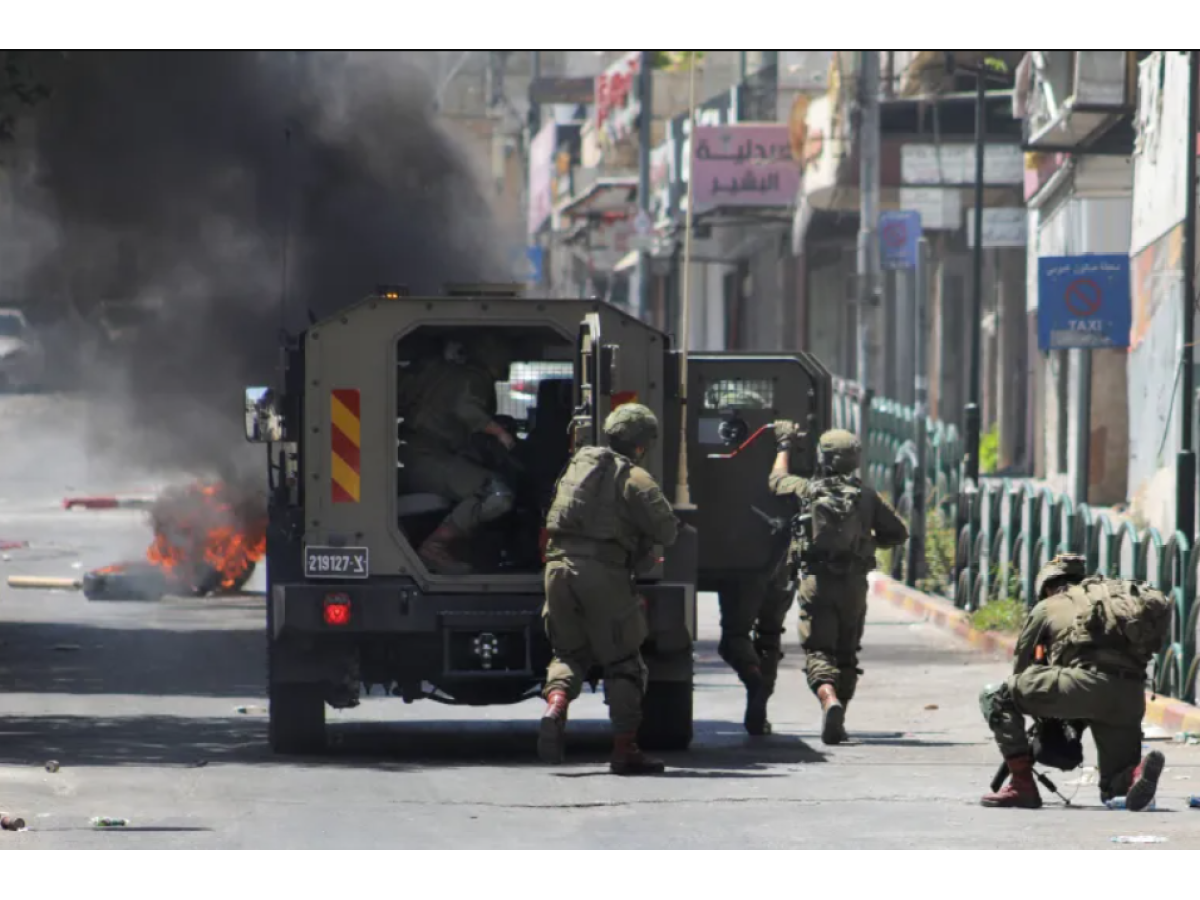 Palestinian Man Injured by Israeli Fire Near Jerusalem