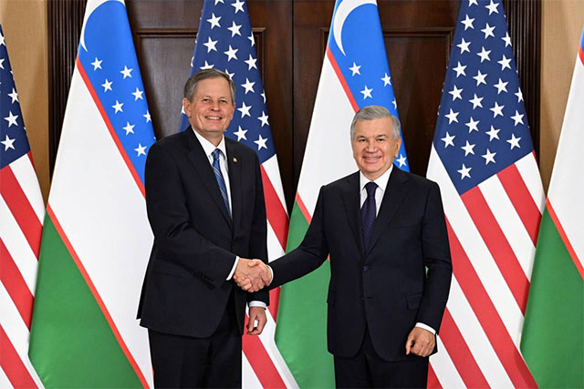 President of Uzbekistan and U.S. Senator Discuss Development of Cooperation - UzDaily.uz
