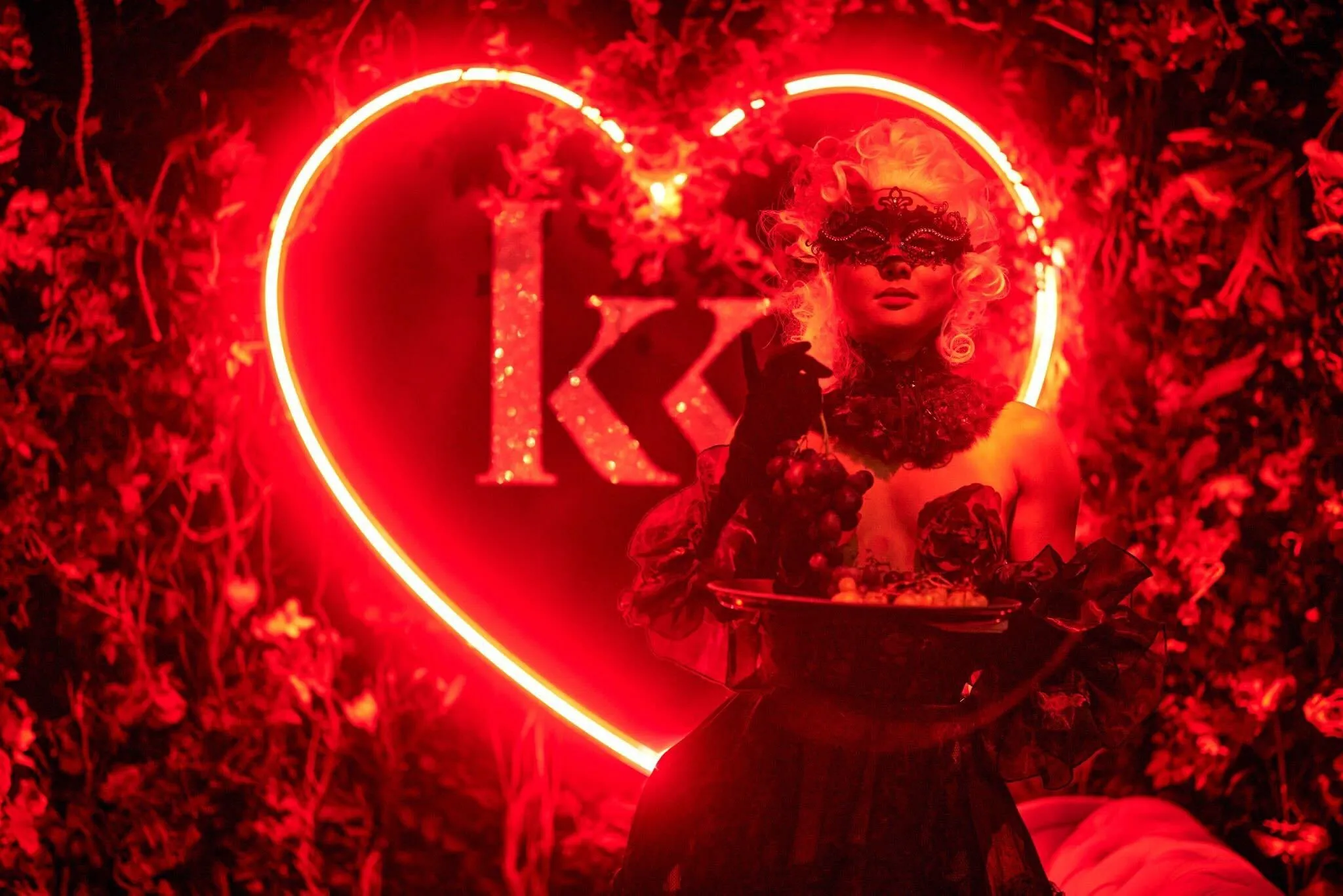 Spanking queues and penis massage classes — My weekend at a sex retreat