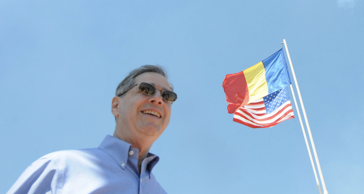 ‘Terrible Mistake’ – Former US Envoy Slams Troop Cut in Romania, Warns of Russian Exploitation