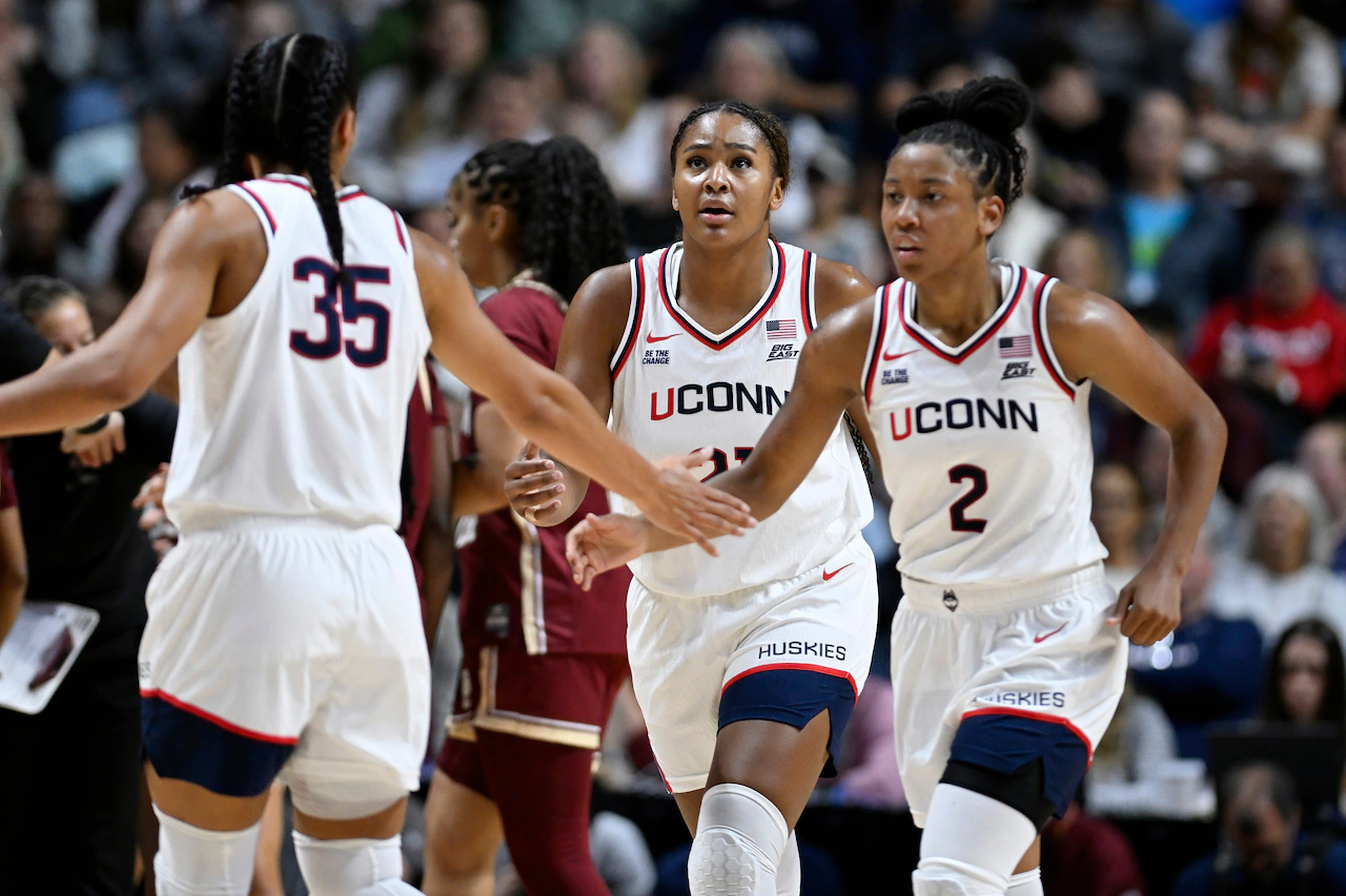 Where to watch UConn game free today