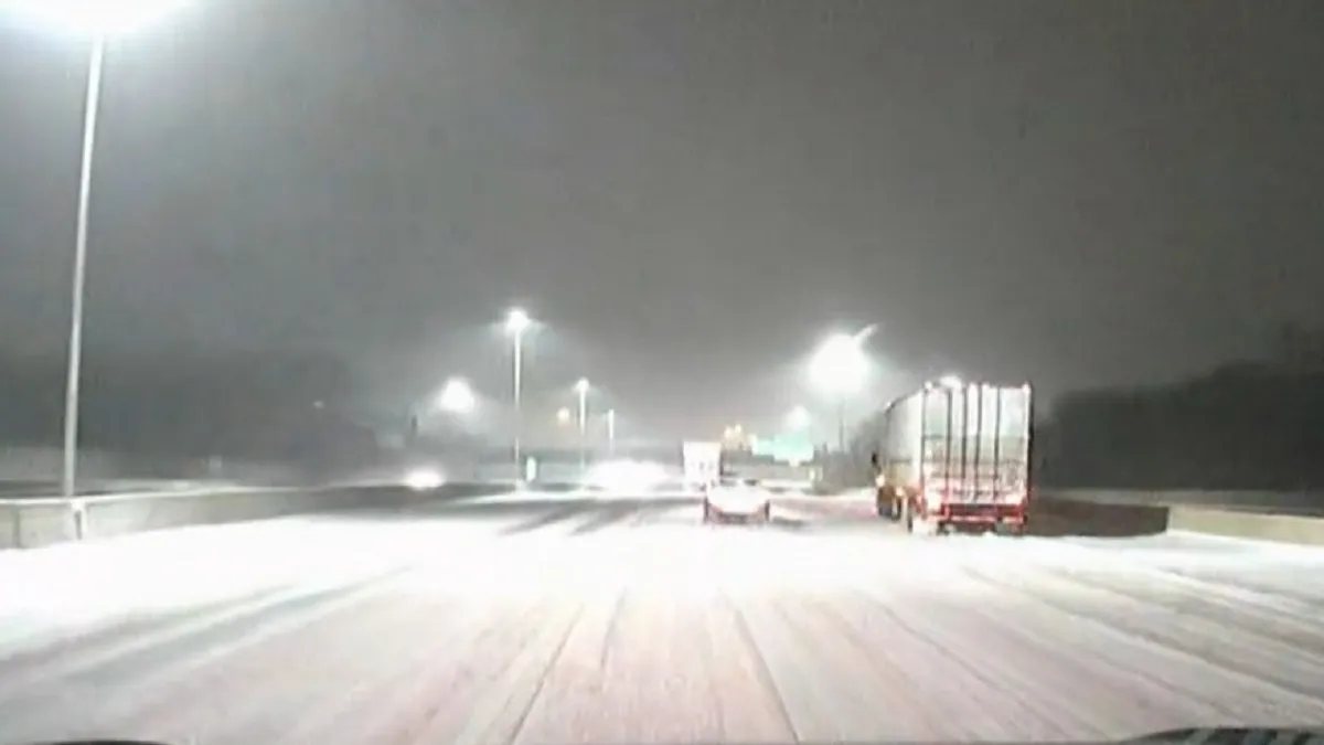 Timeline: When the Chicago area’s winter storm will be at its worst